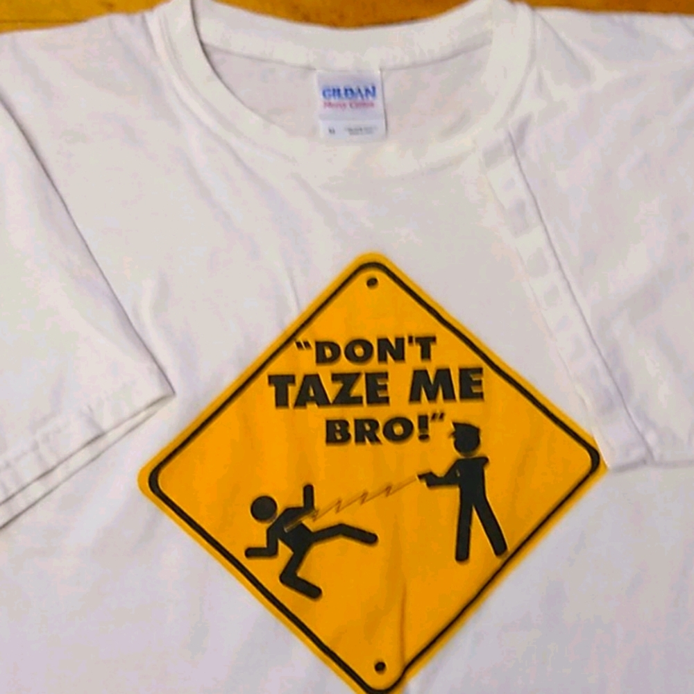 Novelity T-SHIRT - Picture 1 of 7
